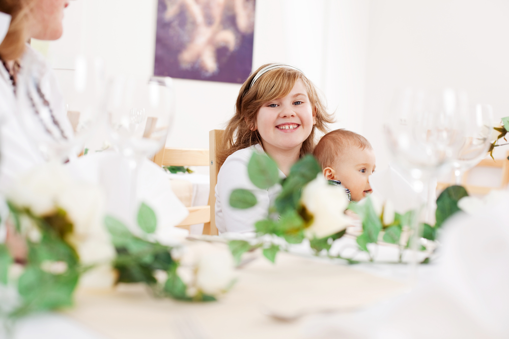 7 Incredible Ways to Keep Kids Entertained at Your Wedding