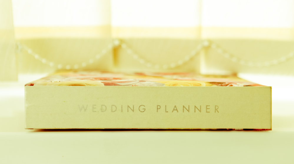 What You Need To Know About a Wedding Planner