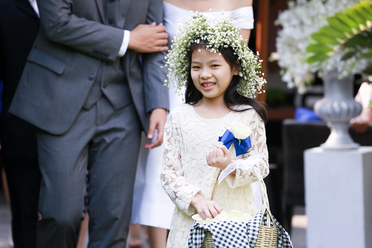 Flower girls’ dresses